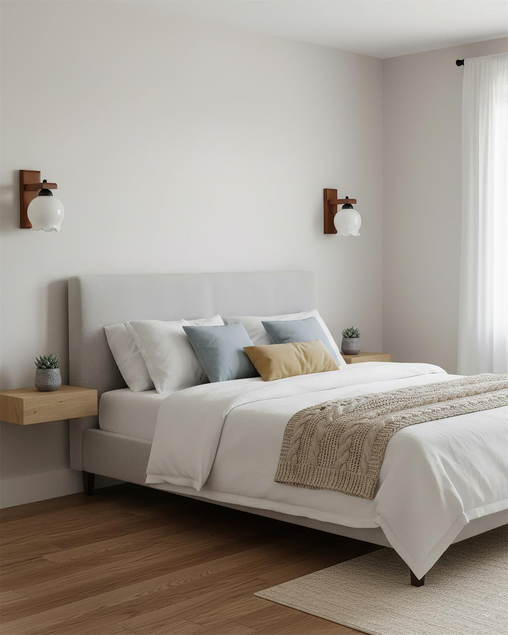 Sorra Wall Lamp