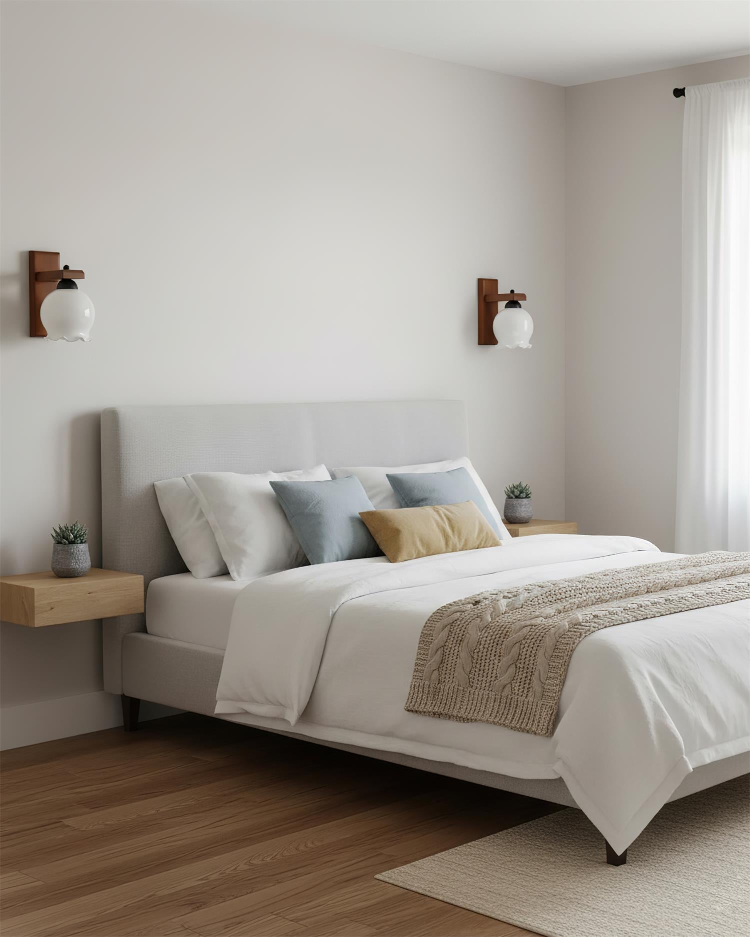 Sorra Wall Lamp