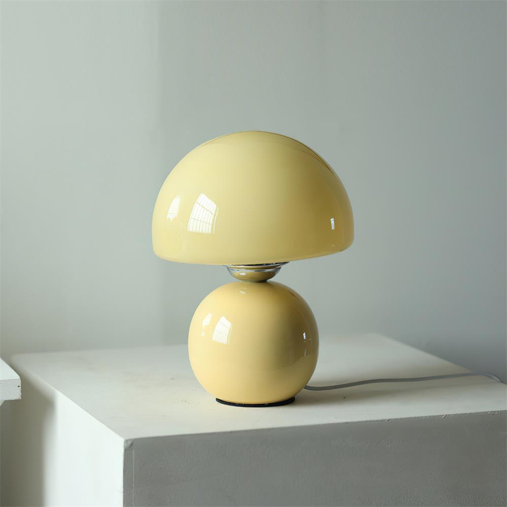 Spika Table Lamp