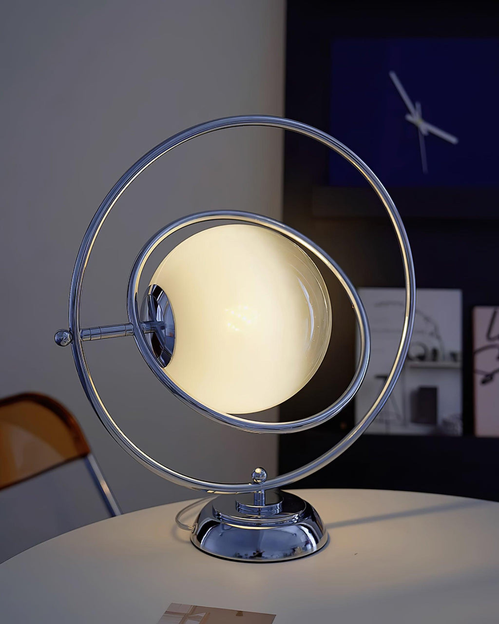 Spin Planet Table Lamp