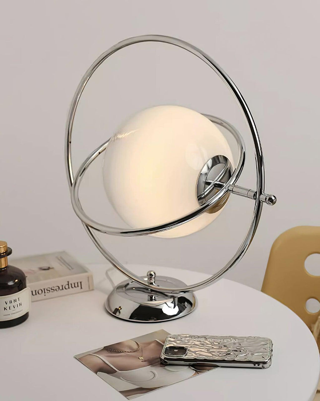 Spin Planet Table Lamp