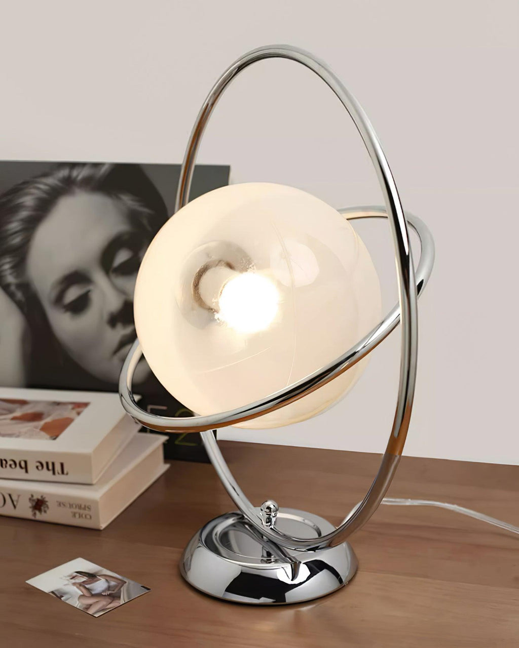 Spin Planet Table Lamp