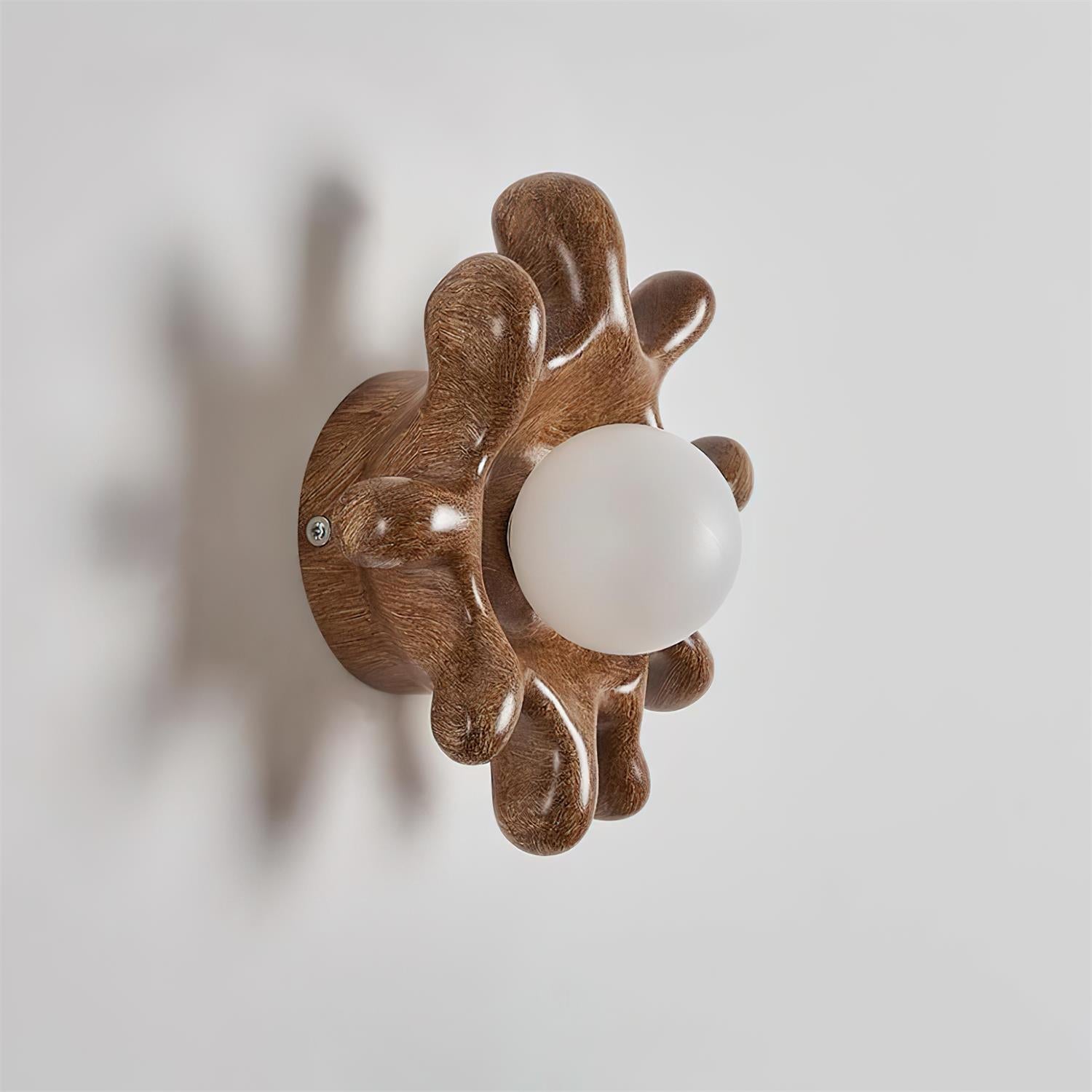 Splova Wall Lamp