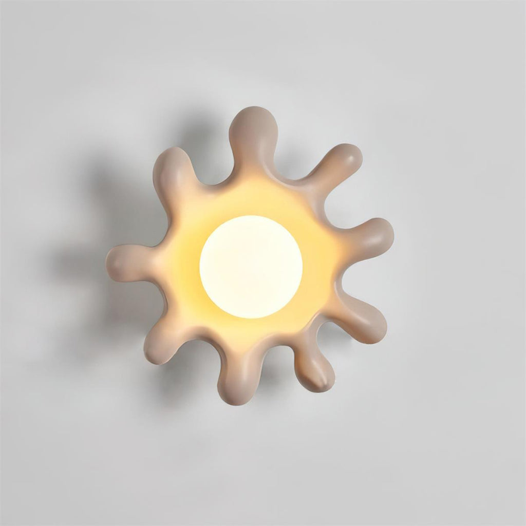 Splova Wall Lamp