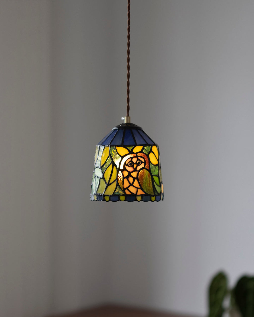 Stained Tales Pendant Lamp