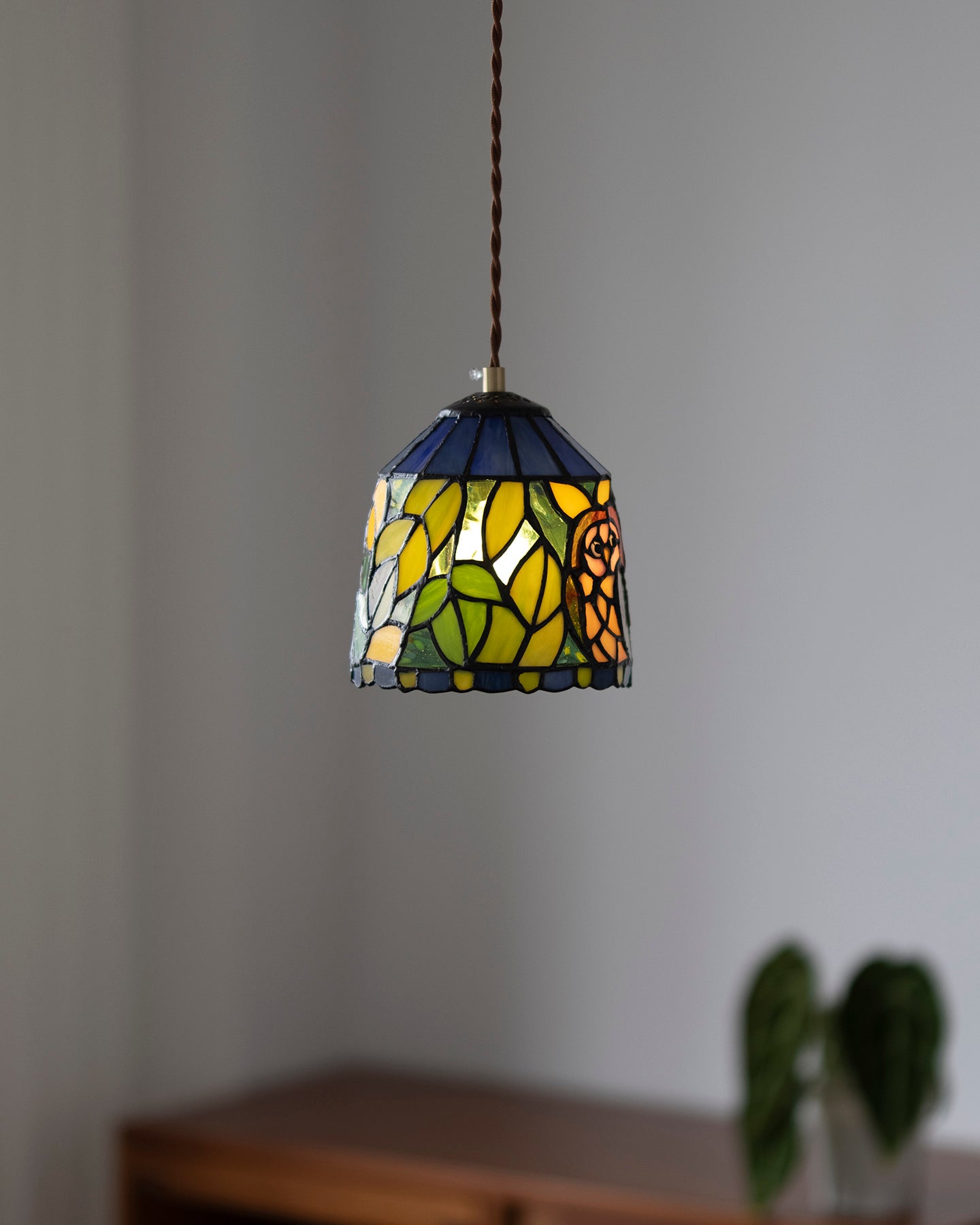 Stained Tales Pendant Lamp