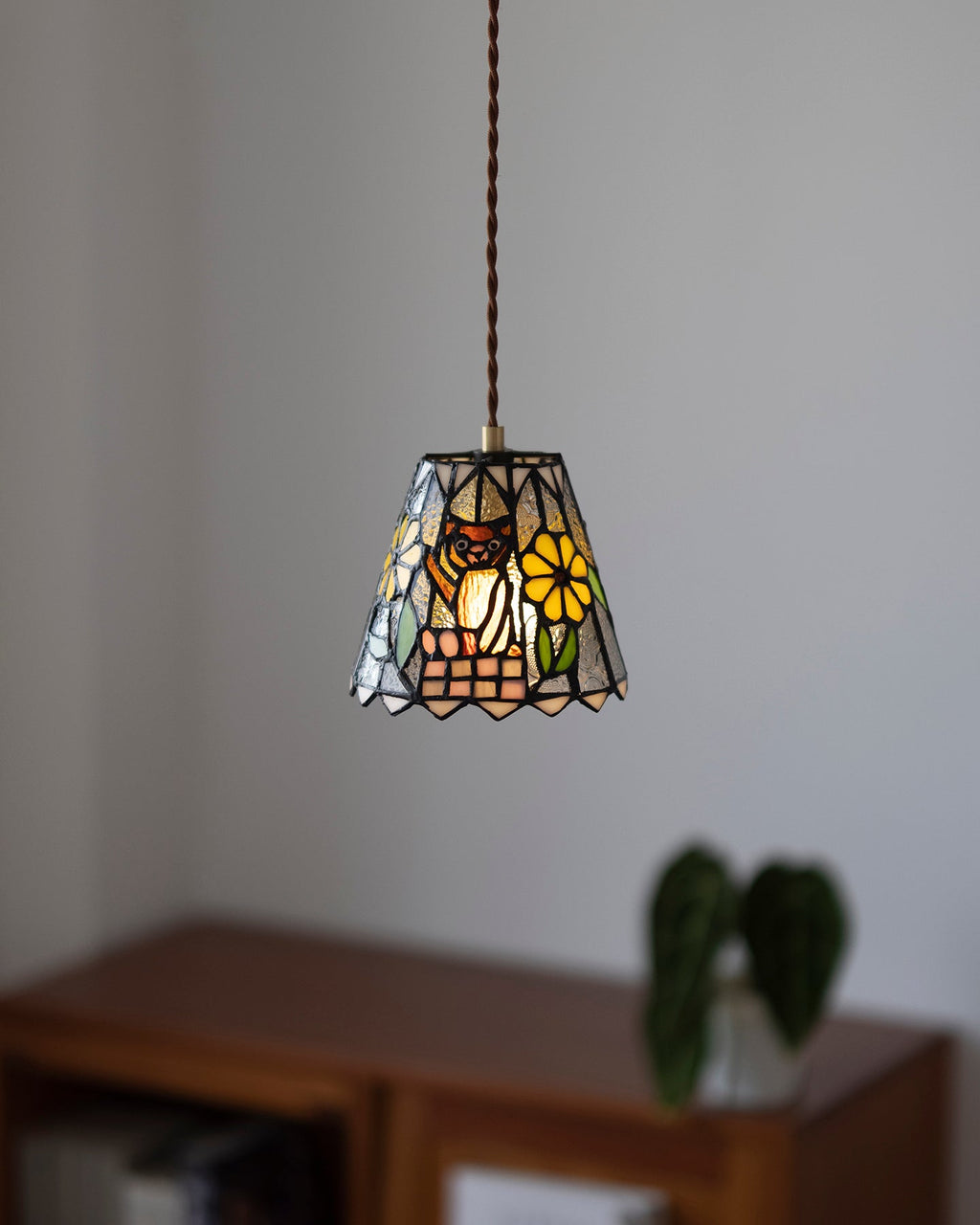 Stained Tales Pendant Lamp