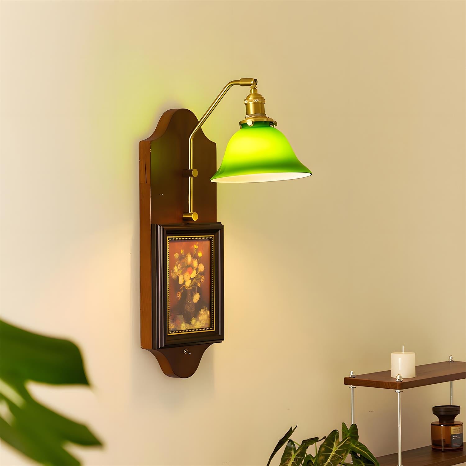 Stillness Green Wall Lamp
