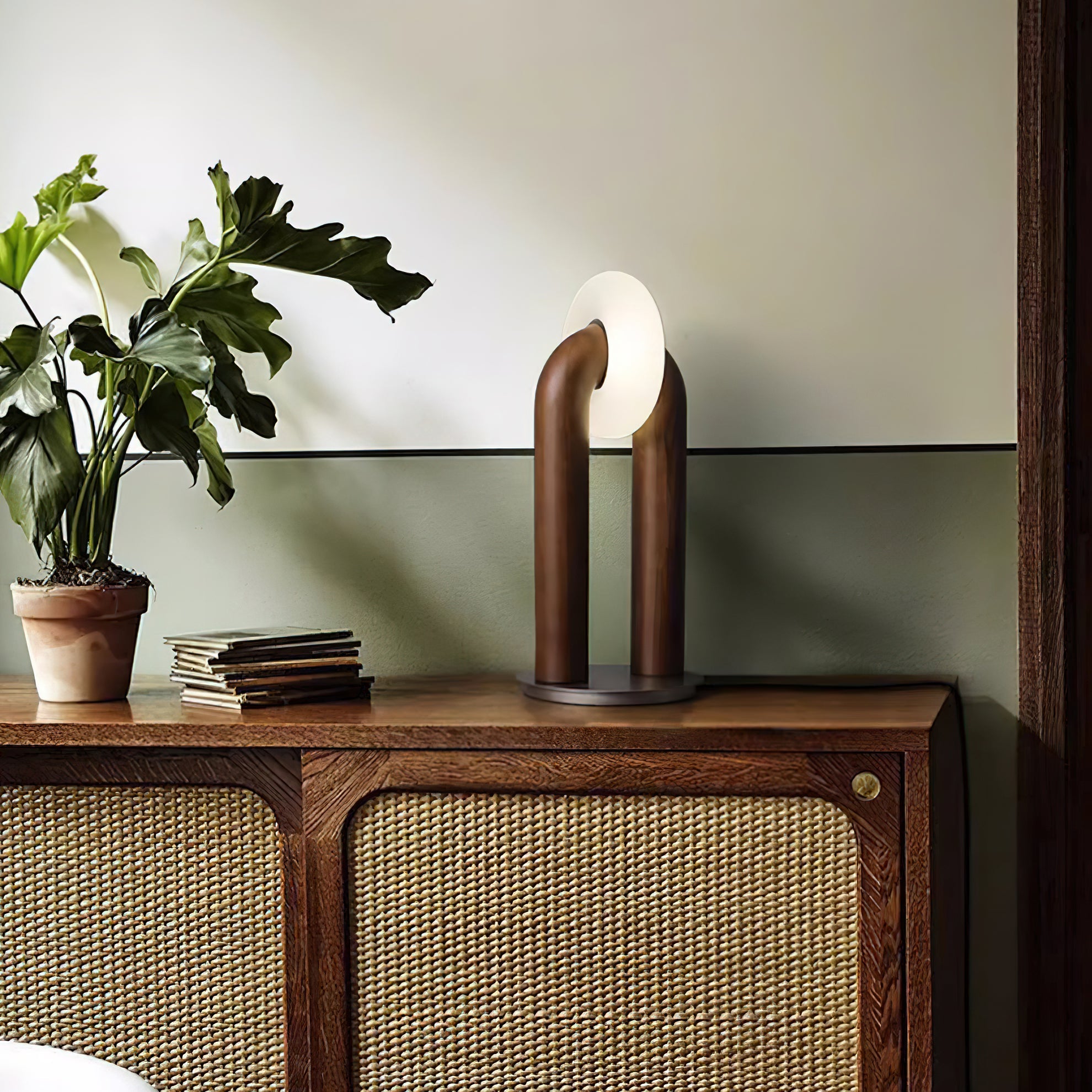 Teelo Table Lamp