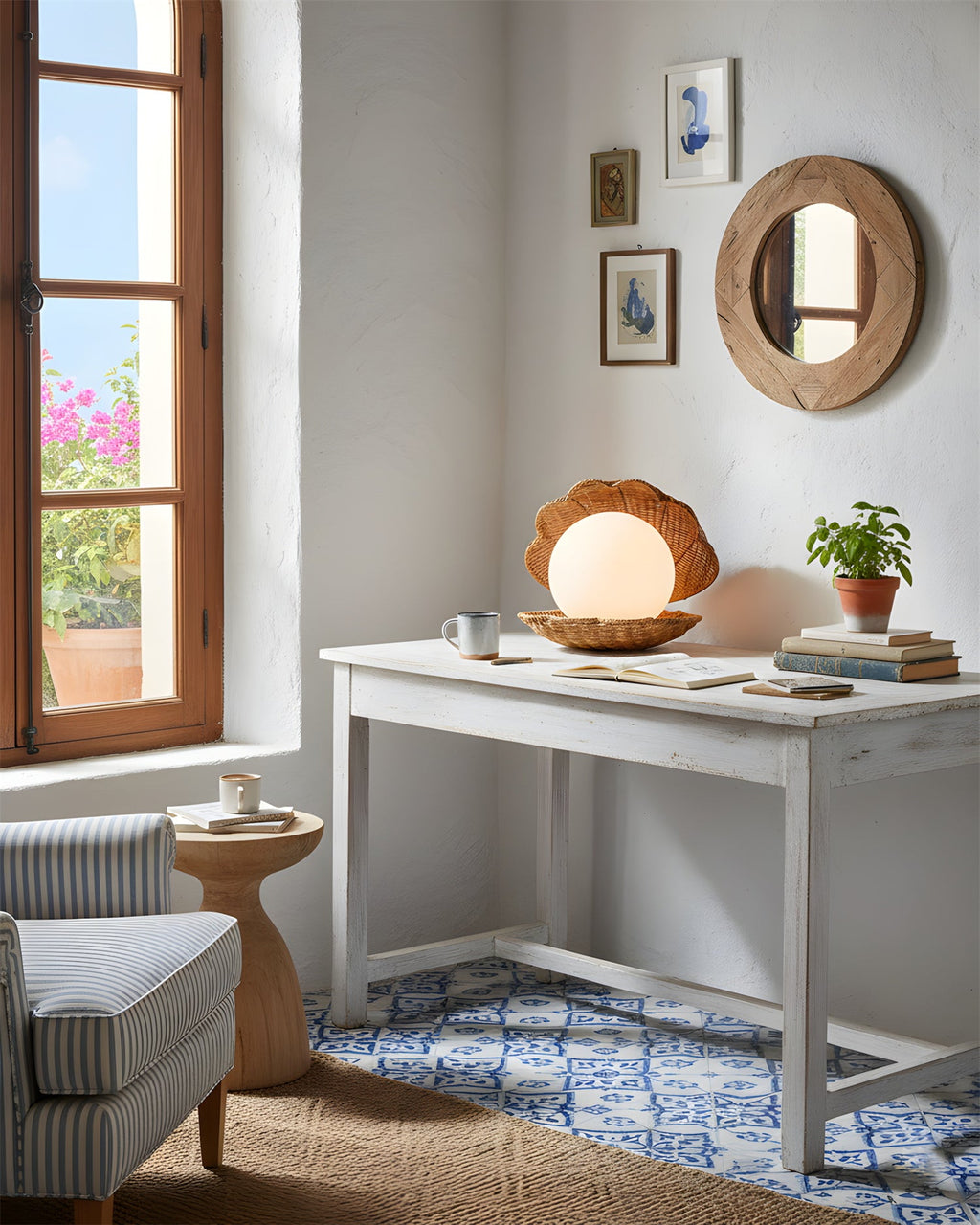 Tide’s Seashell  Table Lamp
