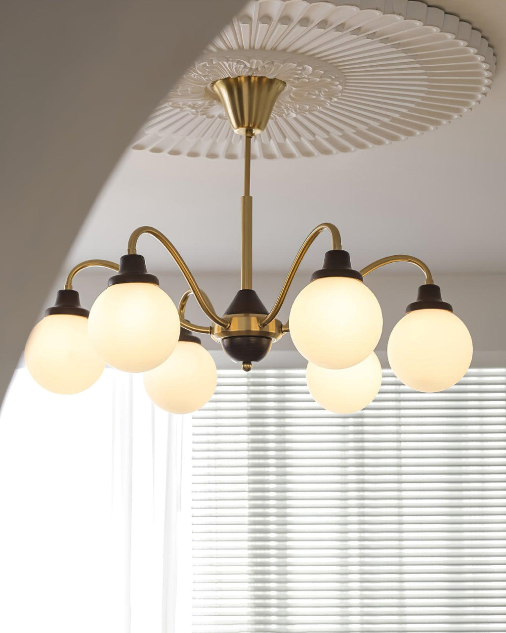 Tillary Retro Chandelier