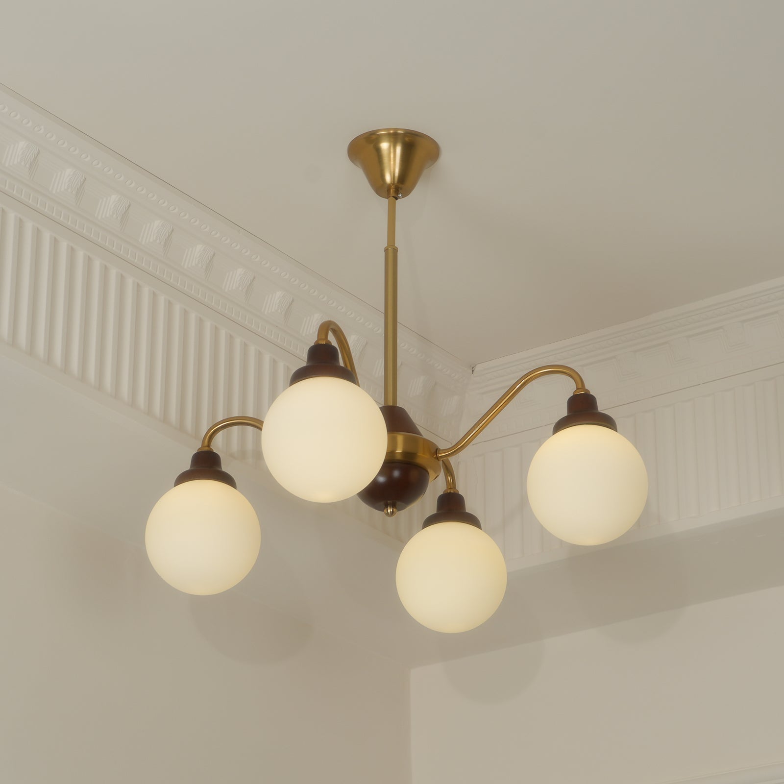 Tillary Retro Chandelier