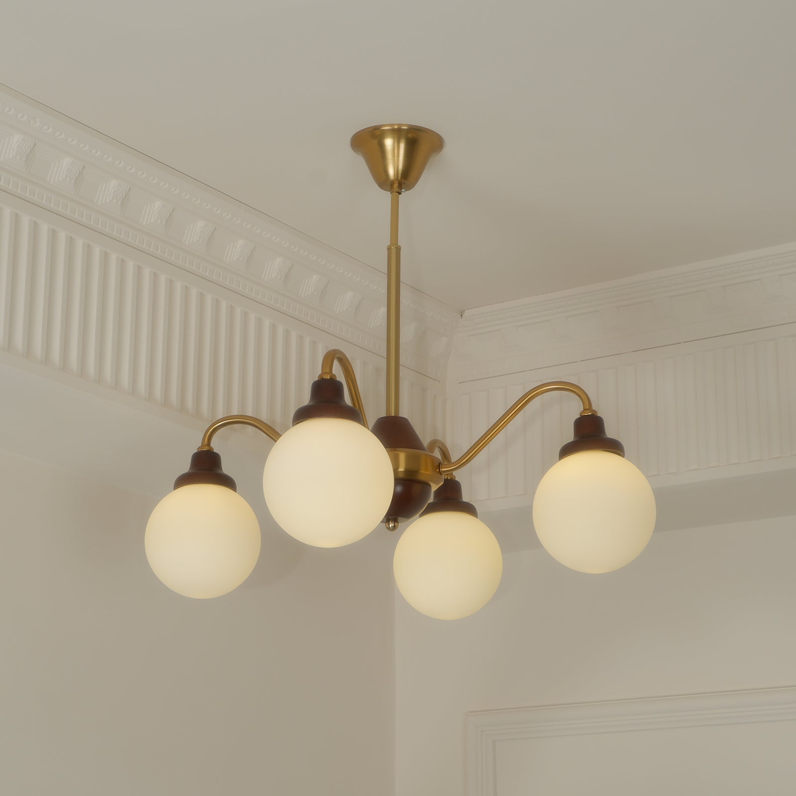 Tillary Retro Chandelier