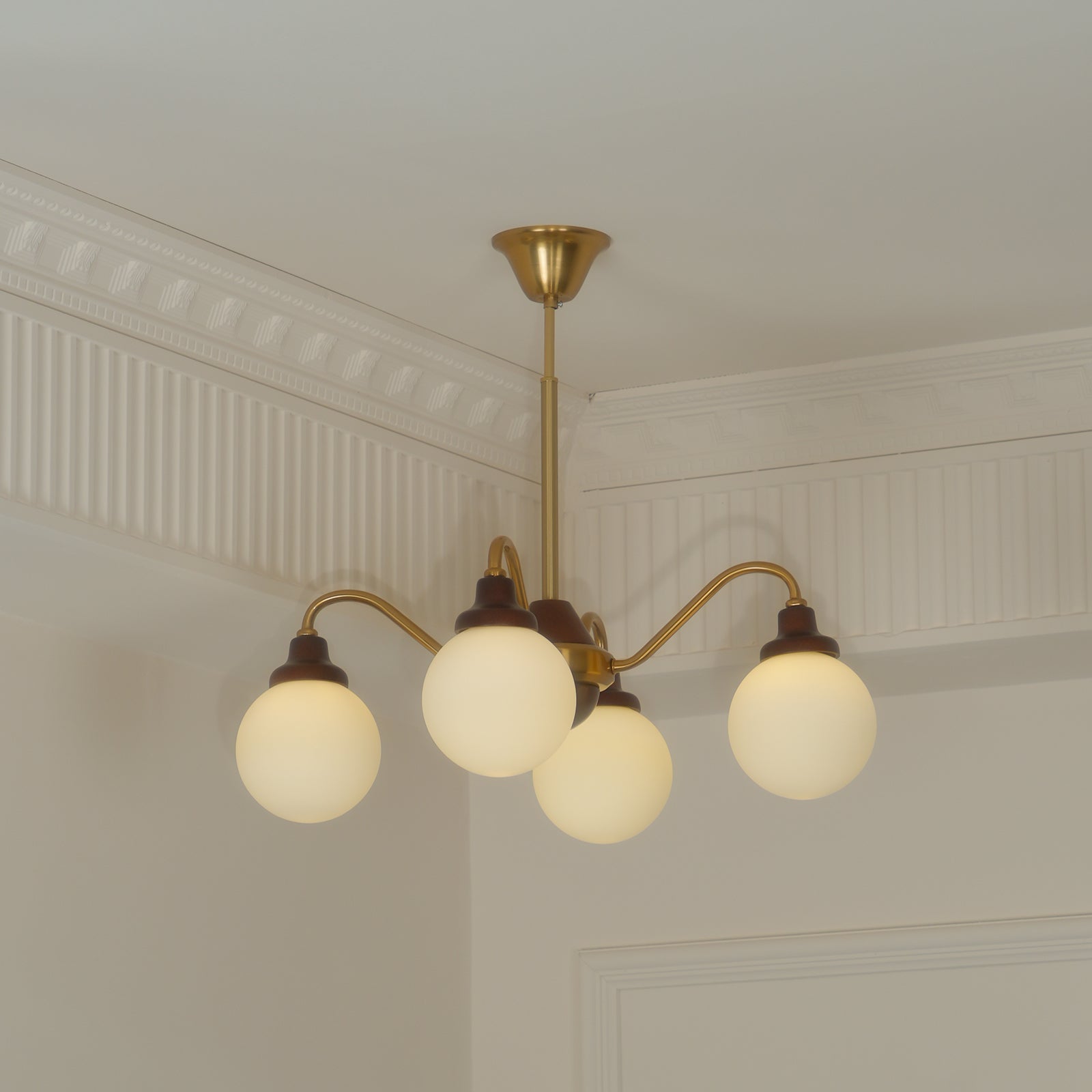 Tillary Retro Chandelier