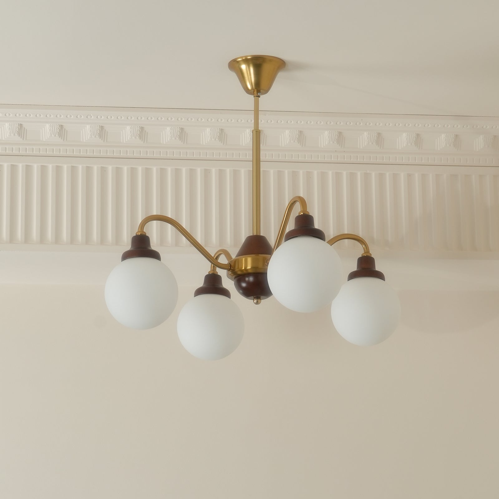 Tillary Retro Chandelier