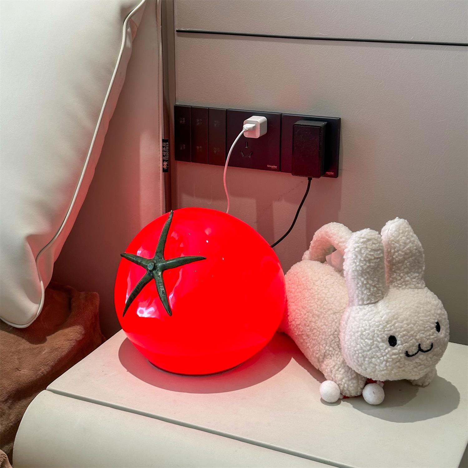 Tomato Resin Table Lamp