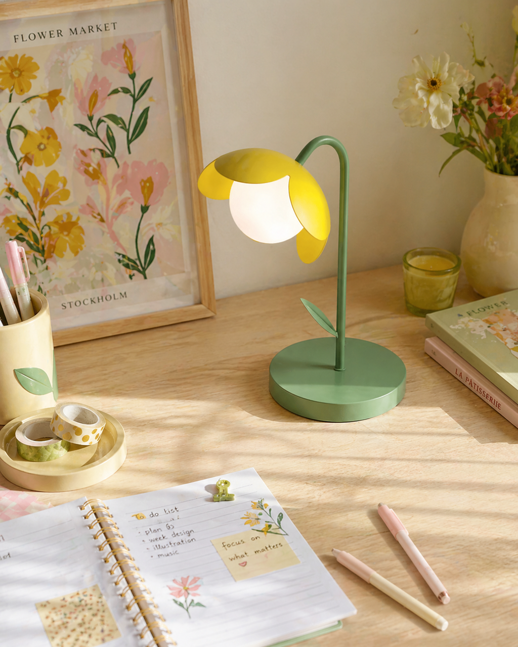 Tulira Table Light