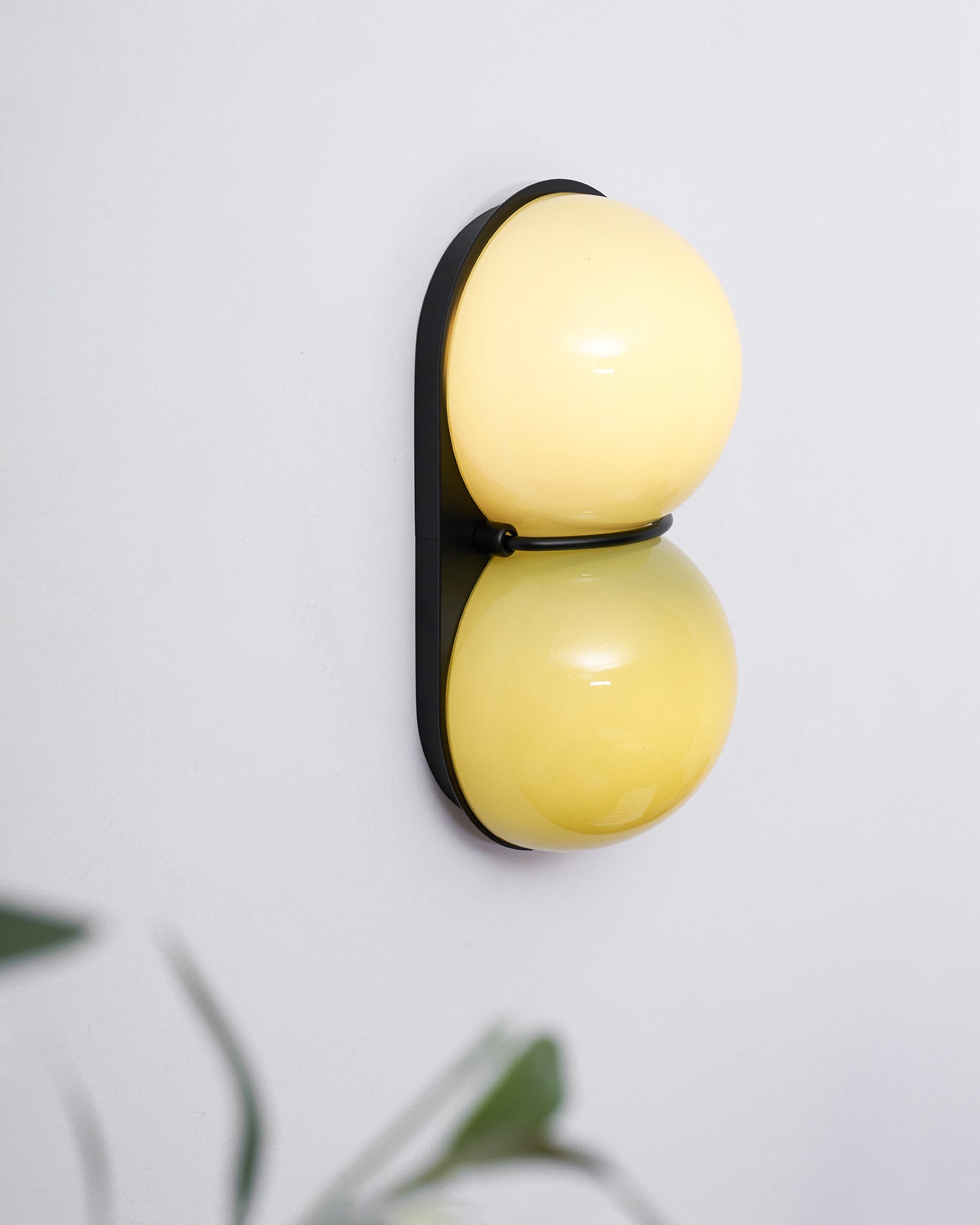 Twinwave Wall Lamp