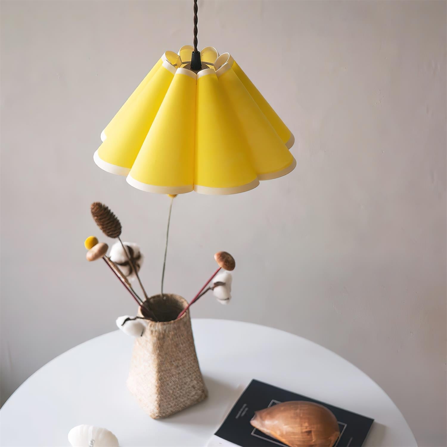 Twisted Pendant Lamp