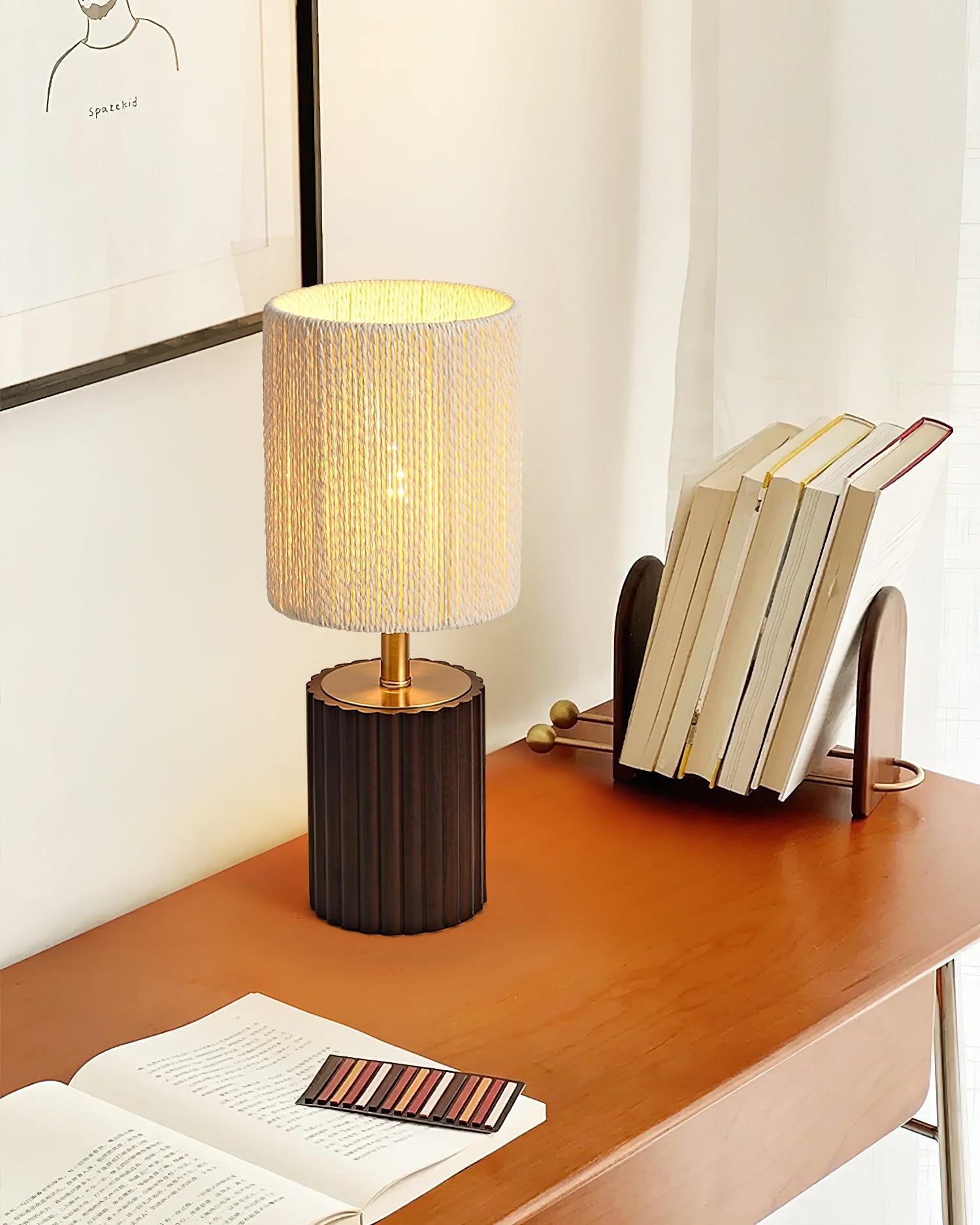 Veioza Table Lamp