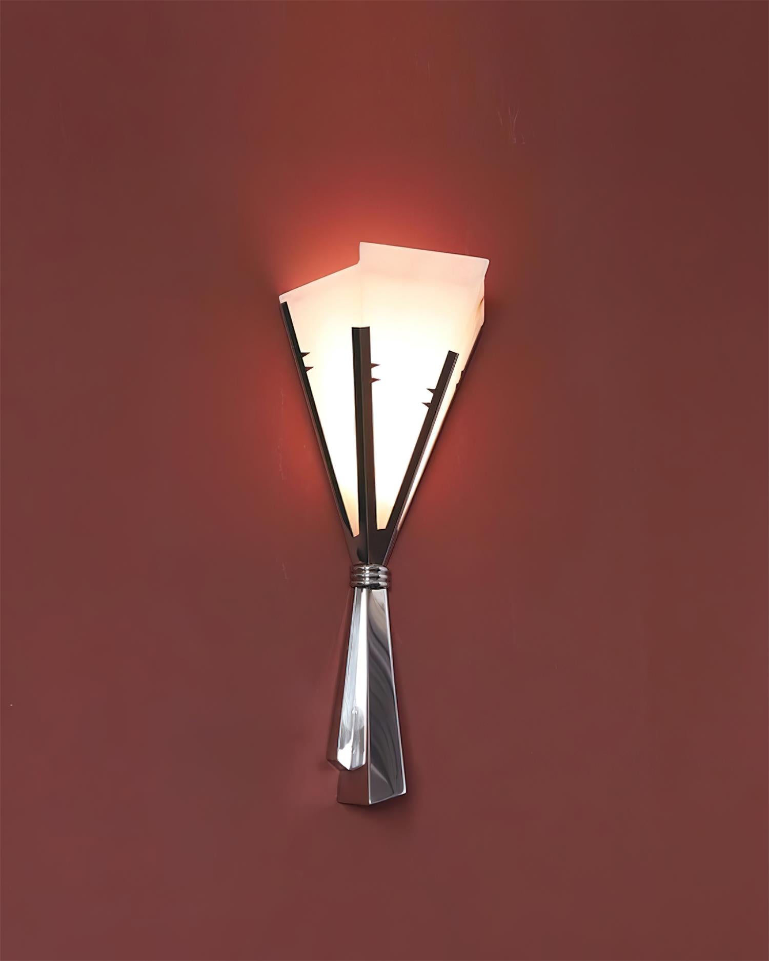 Veltris Wall Lamp
