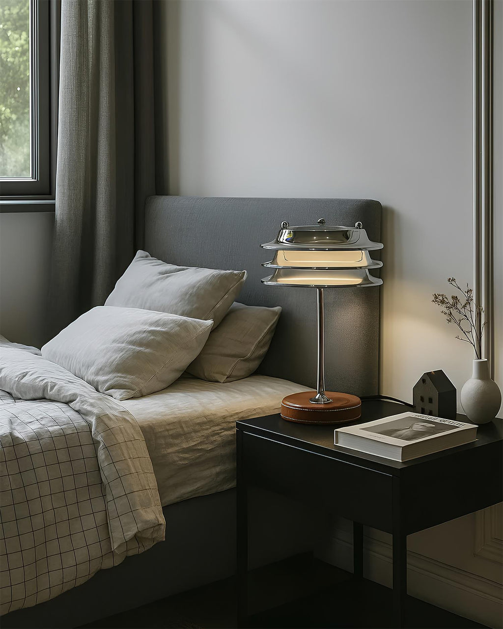 Veltrix Table Lamp