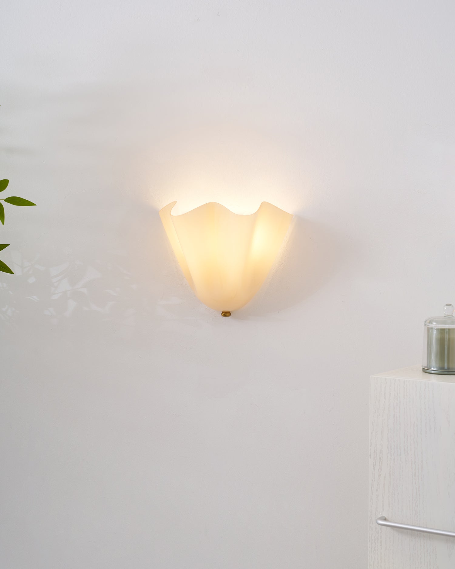 Vera Wall Lamp