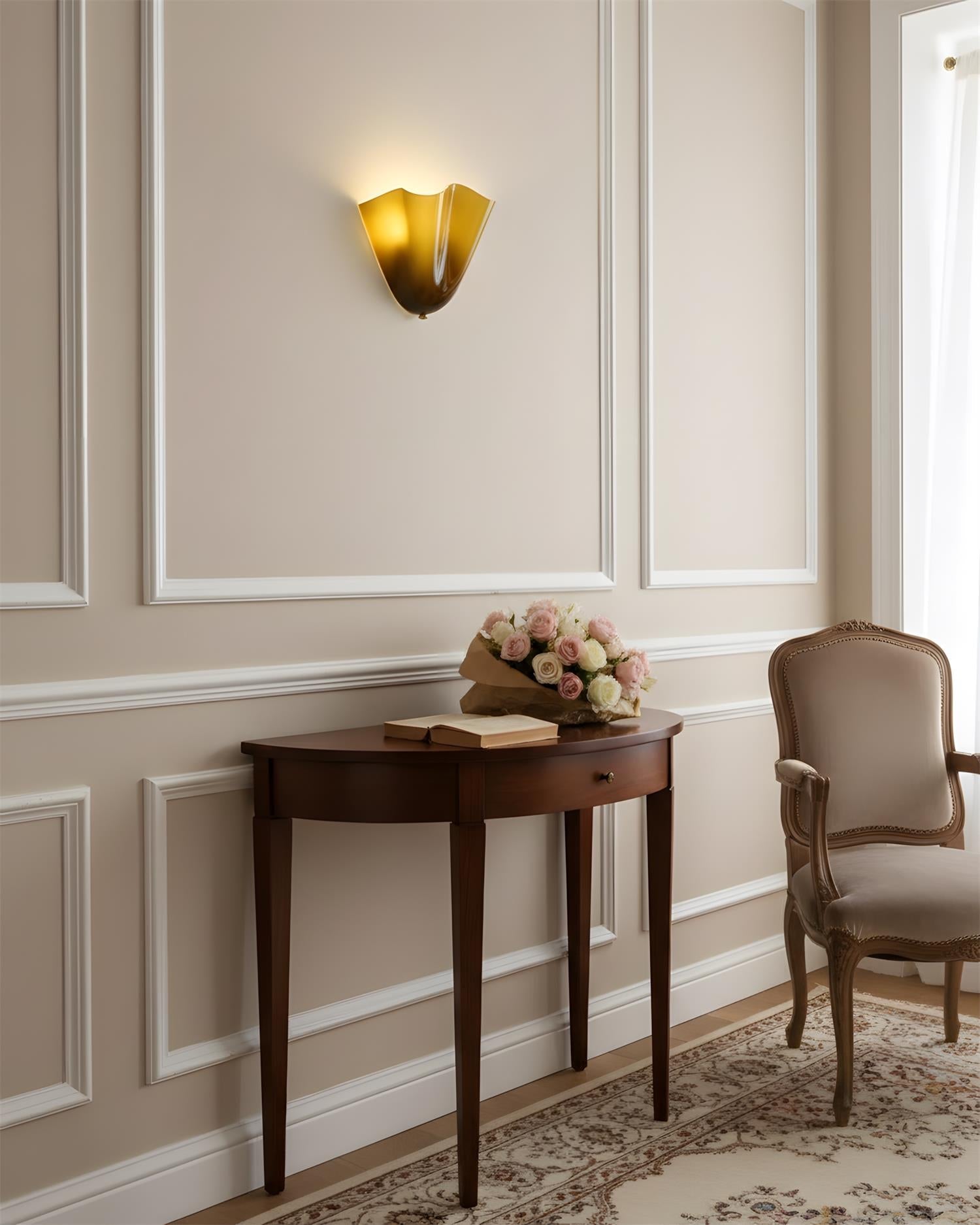 Vera Wall Lamp