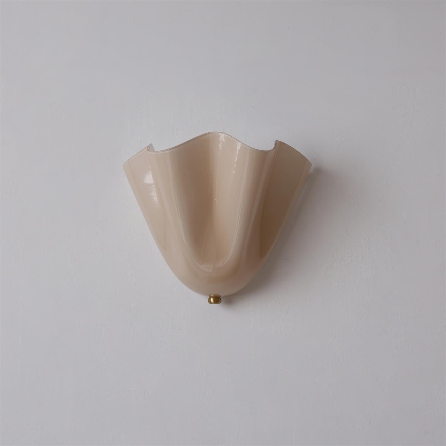 Vera Wall Lamp