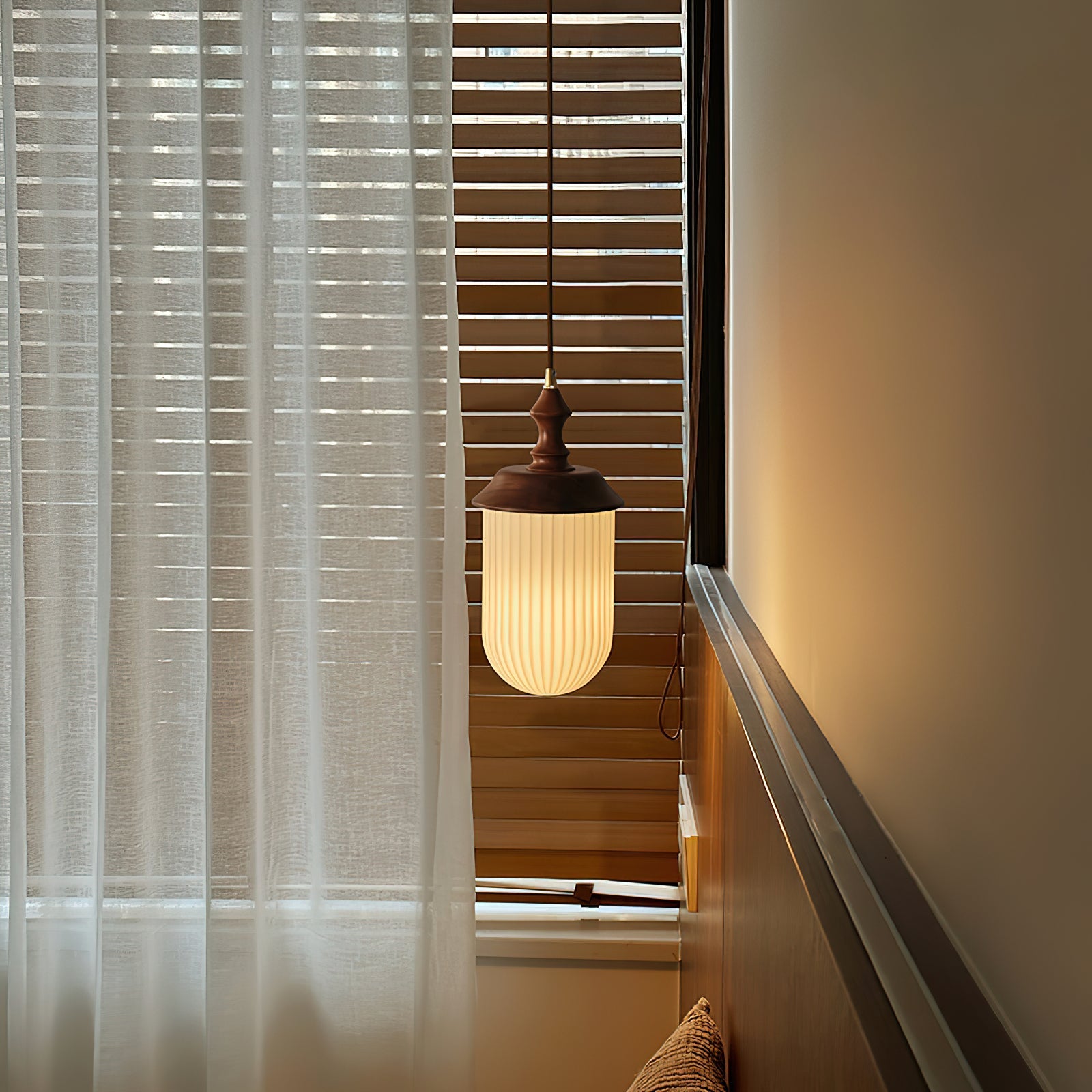 Veyra Pendant Lamp