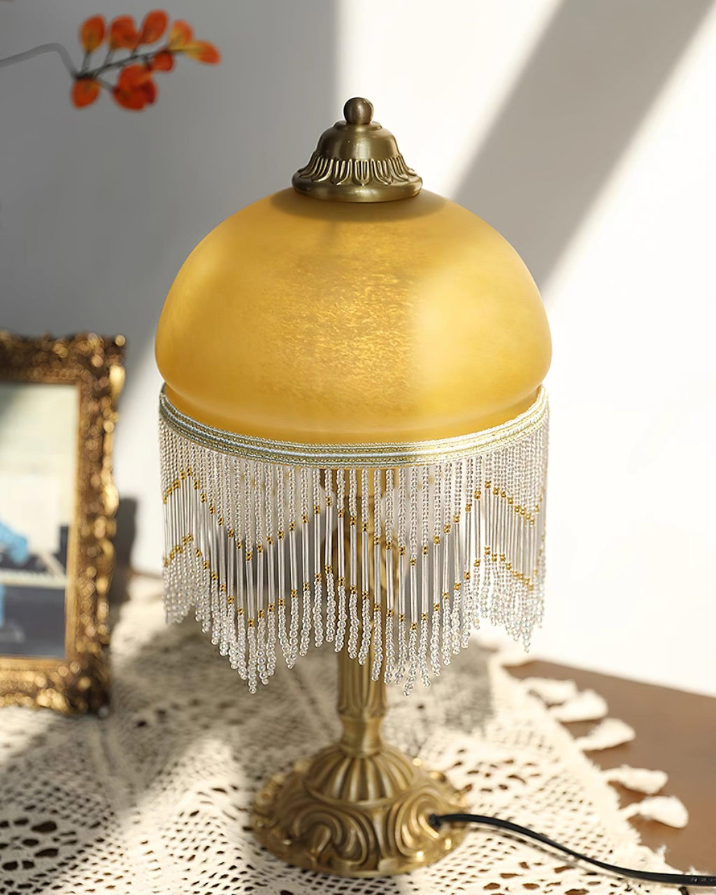 Vili Tassel Table Lamp