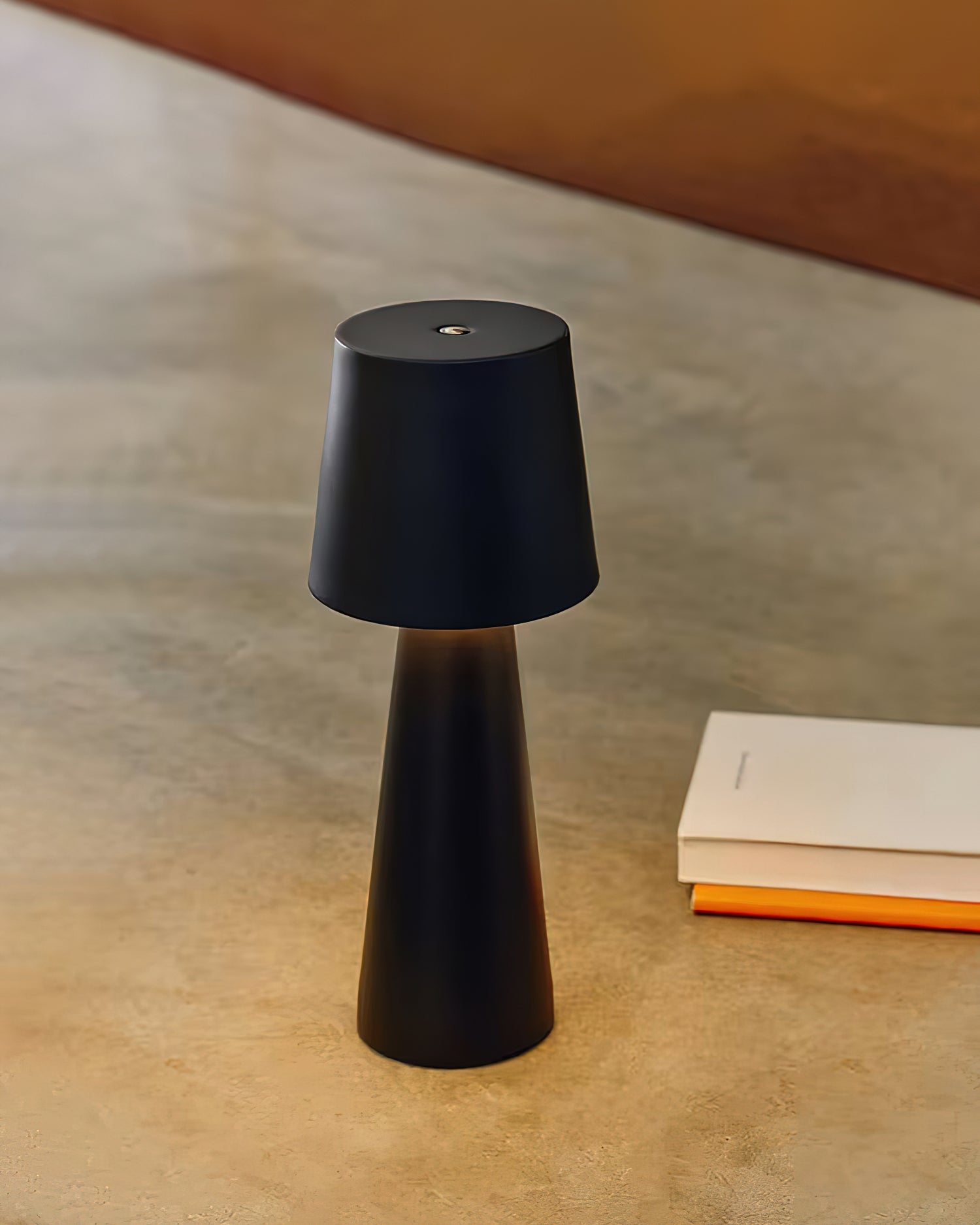 Villeroy Table Lamp
