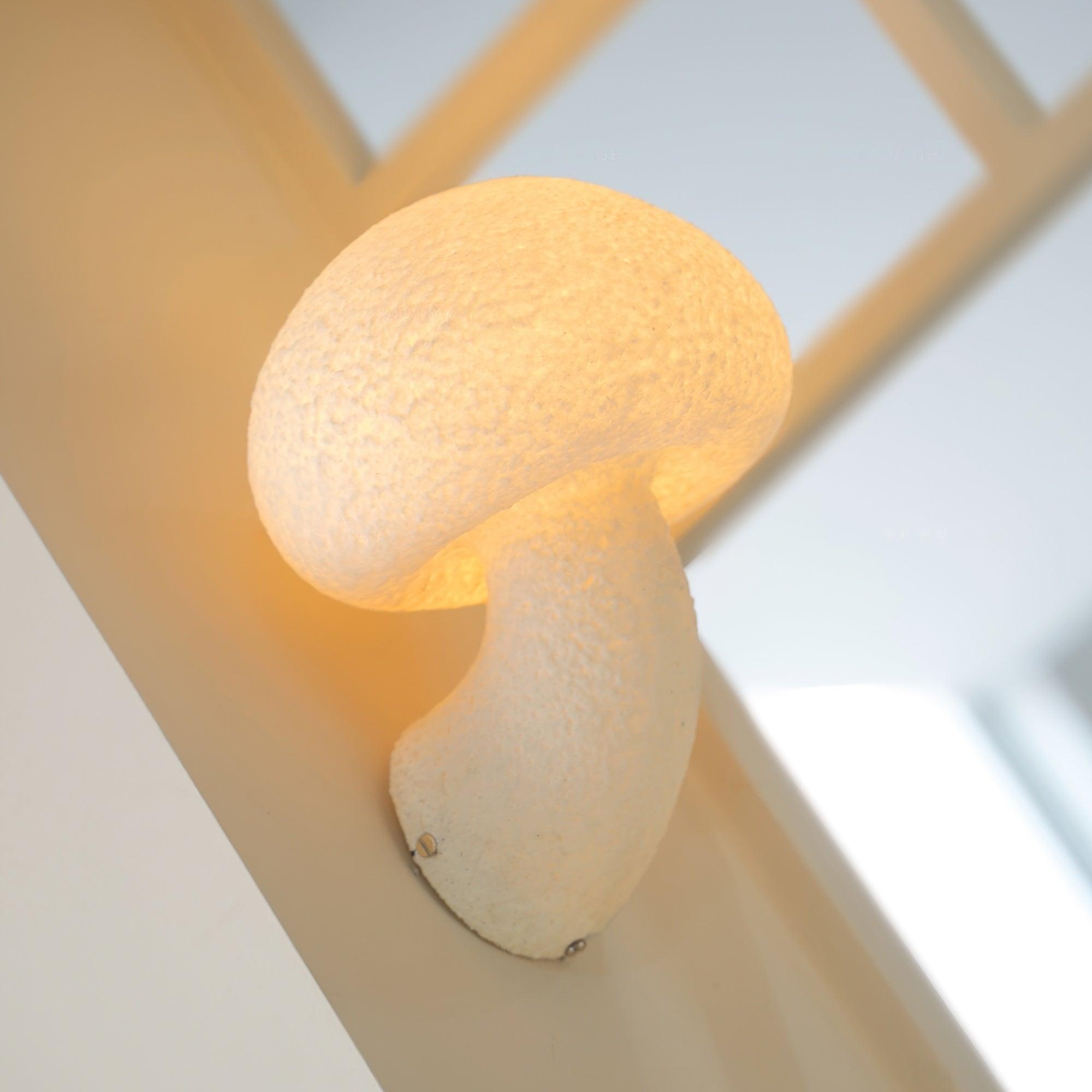 Peil Mushroom Wall Lamp