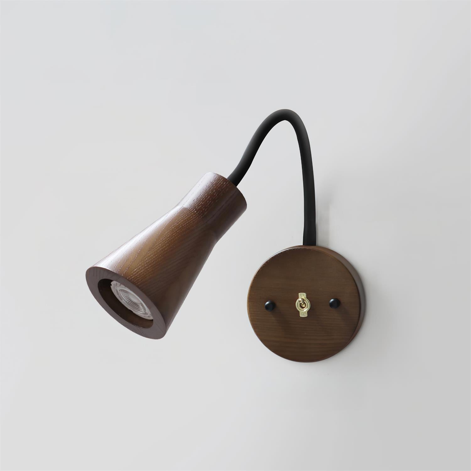 Woodcrest Wall Lamp