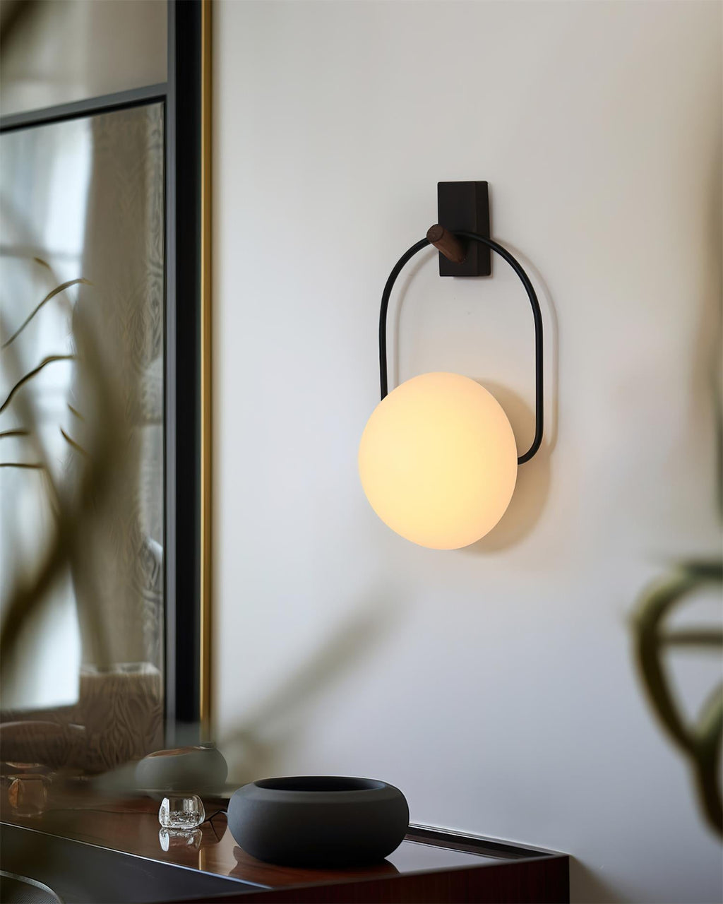 Zoe Portable Table Lamp (built-in battery)