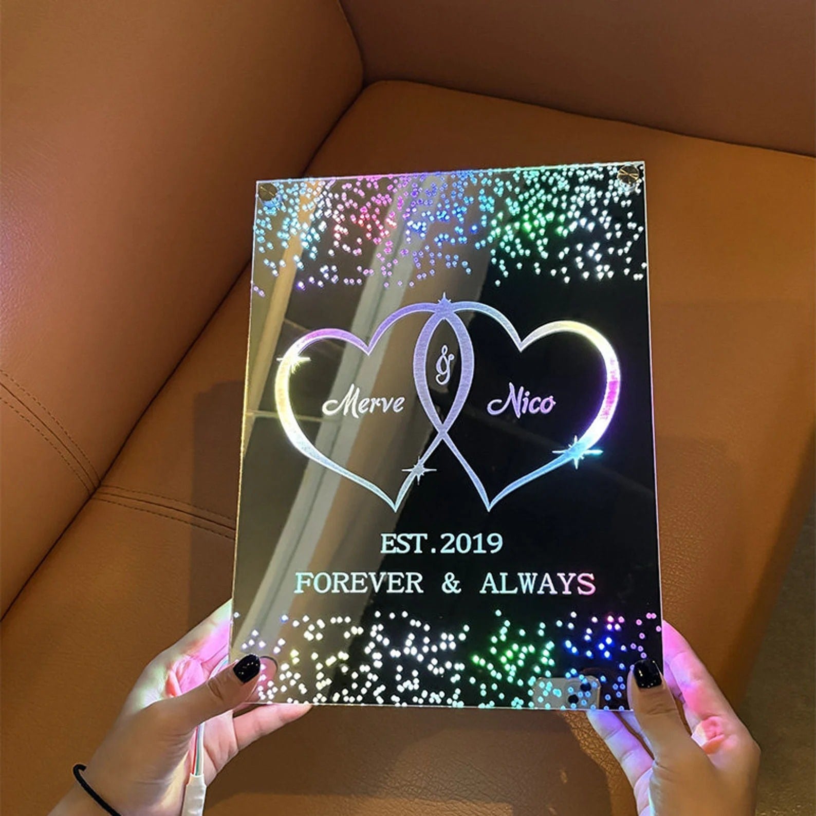 Custom Heart Mirror Sign - Personalized Mirror Sign with Couple Names and Text - Custom Mirror Night Light - Wall Decor - Best Wedding Gift, Birthday Gift for Couples
